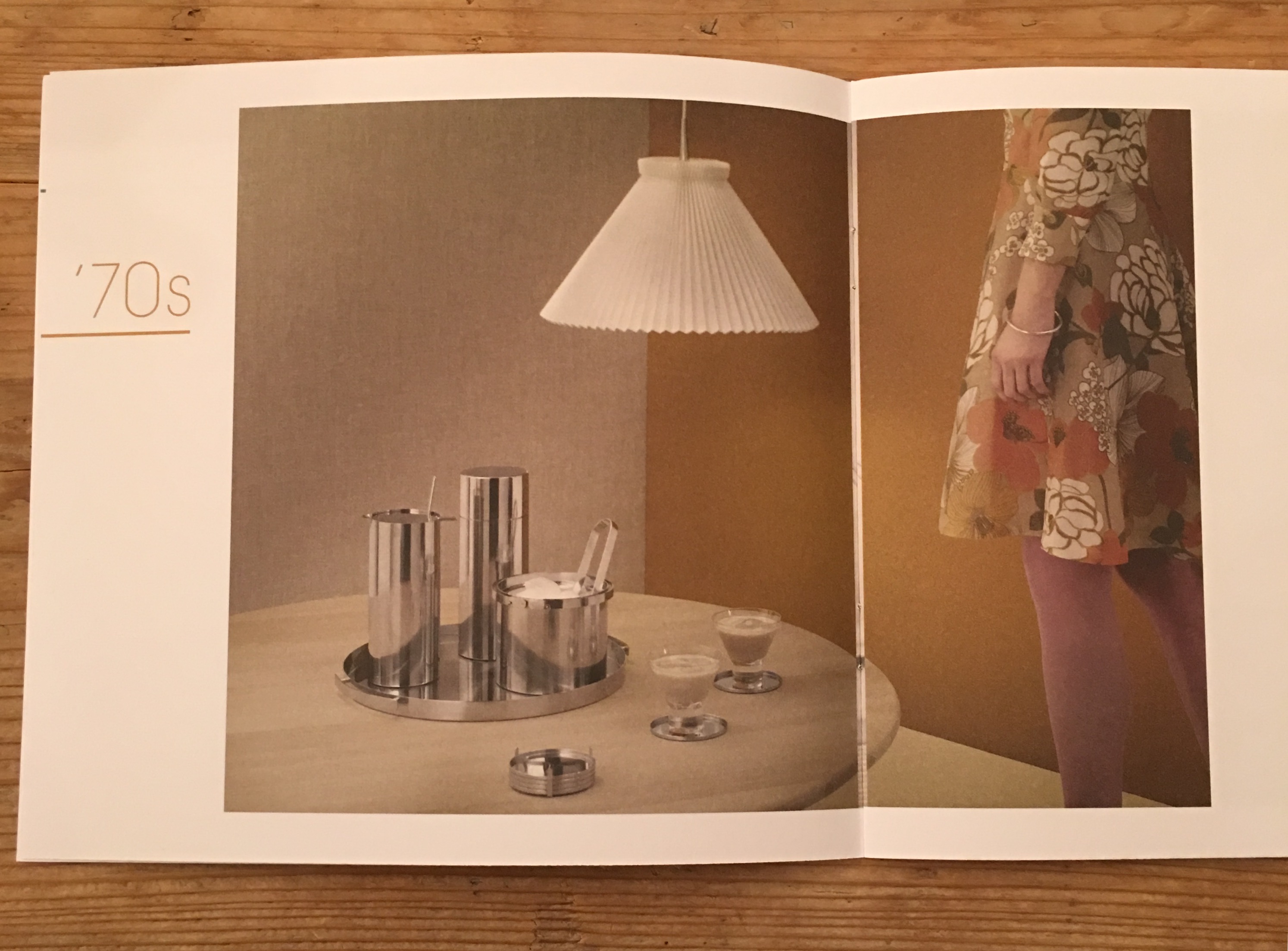 希少品】ドロップチェア ポスター アルネ・ヤコブセン デンマーク 50年